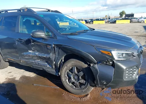 2024 Subaru Outback Wilderness z USA, uszkodzony, nr VIN 4S4BTGUD6R3128417